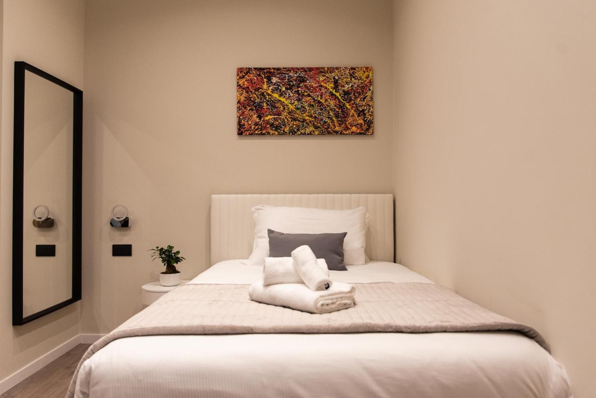 Single Room With Private Bathroom