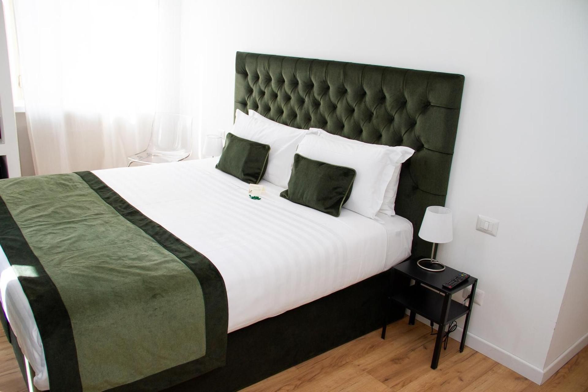 Deluxe Double or Twin Room with Garden View