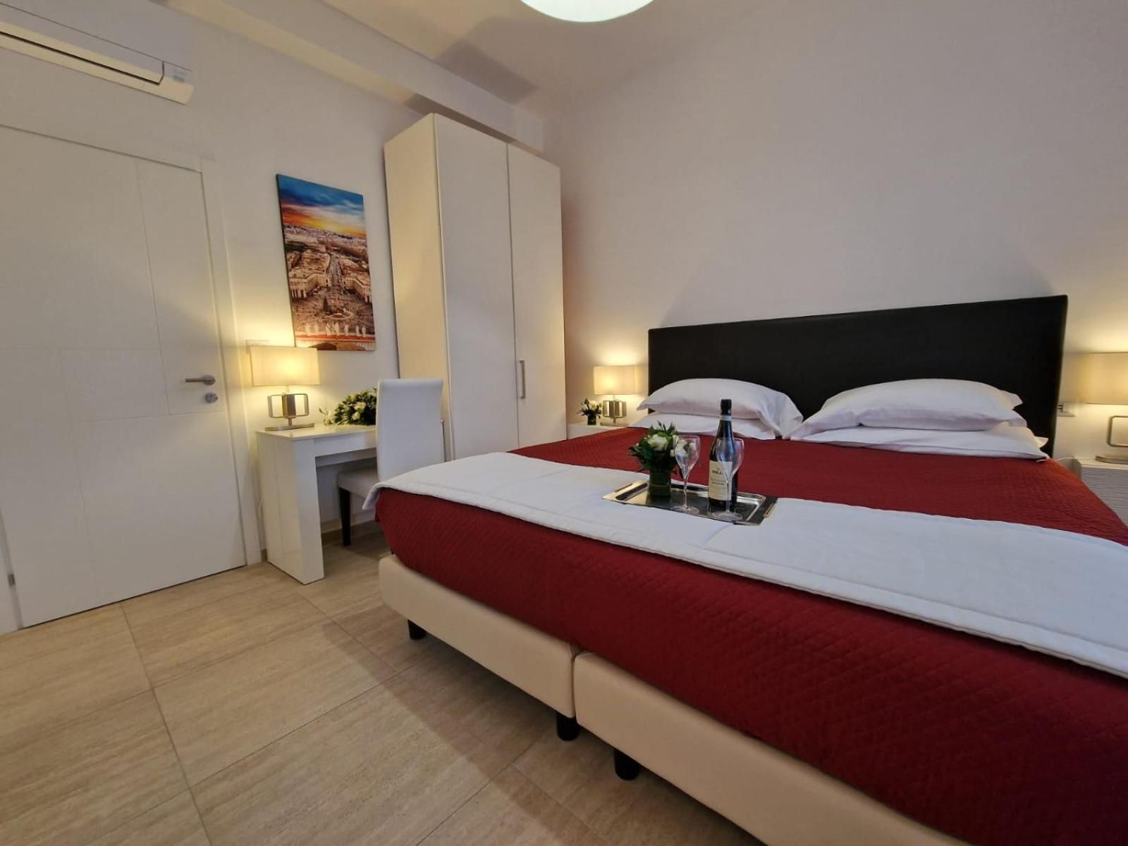 Suite with Garden View
