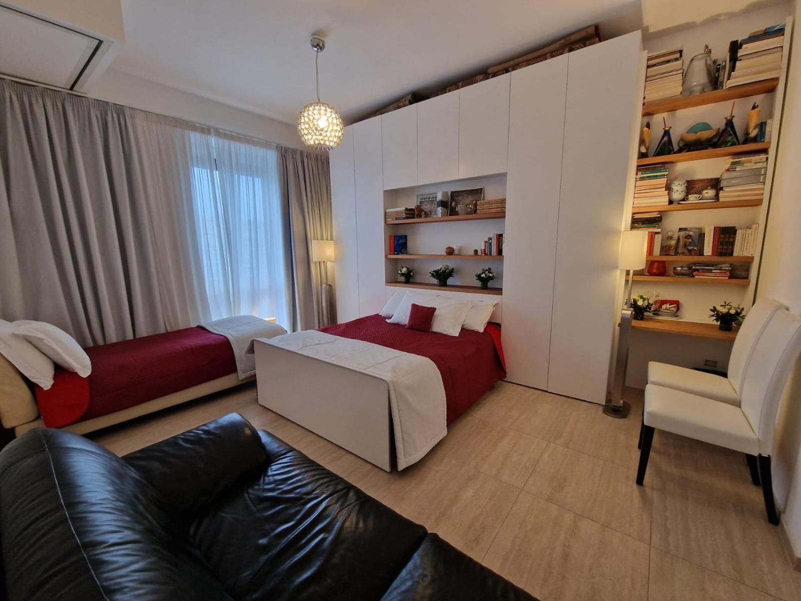 Triple Room with Private External Bathroom