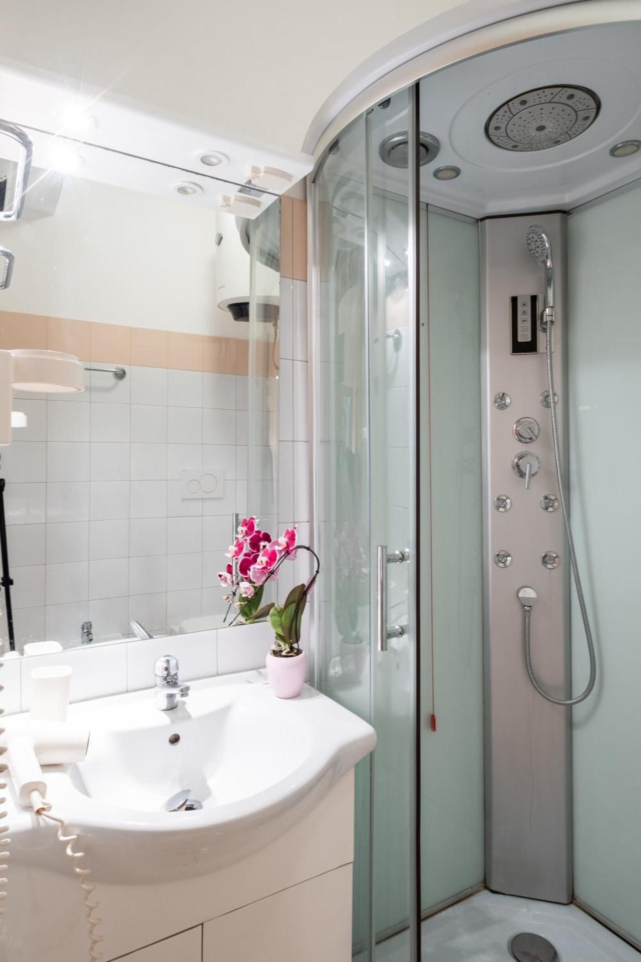 4BNB - Reale House Triple Room 3