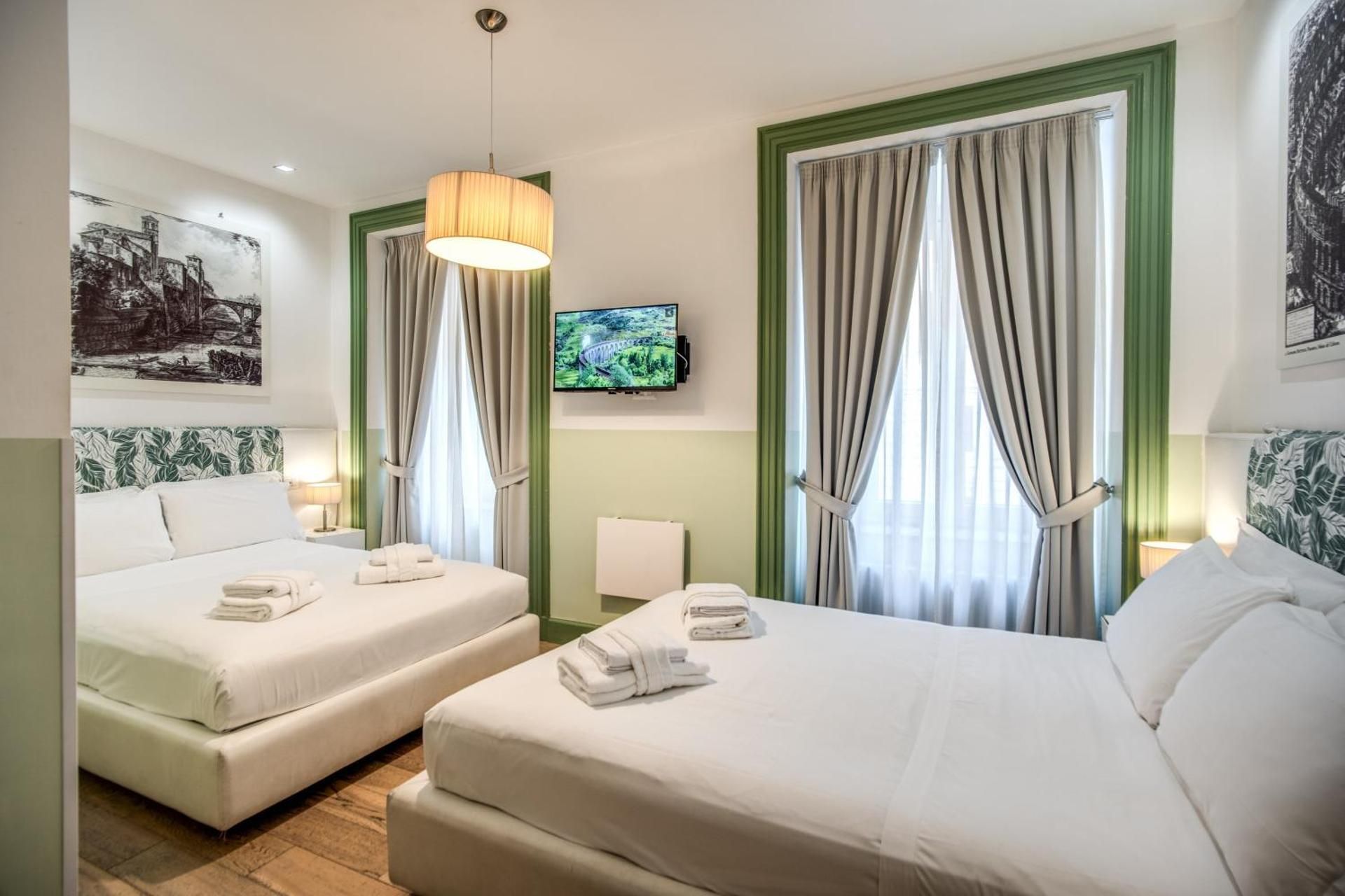 Triple Room