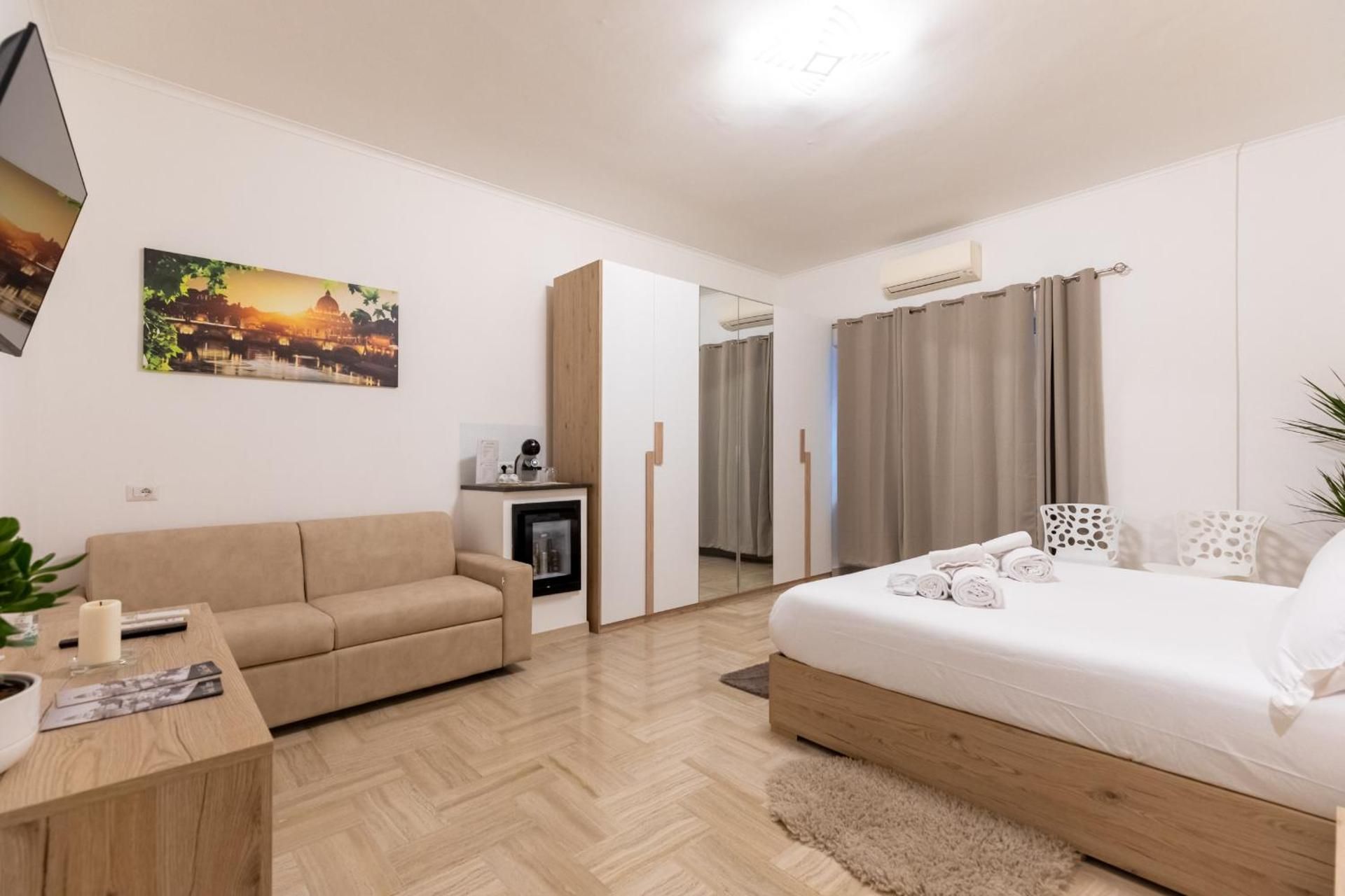 Comfort Triple Room