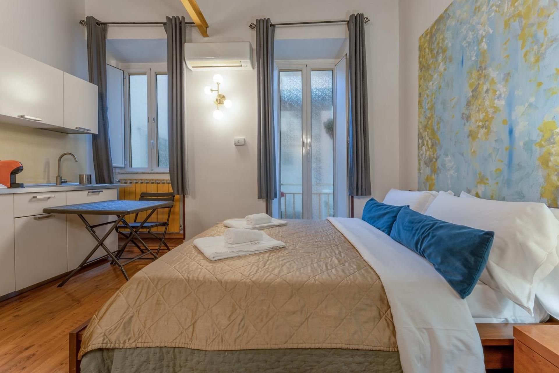 One-Bedroom Apartment