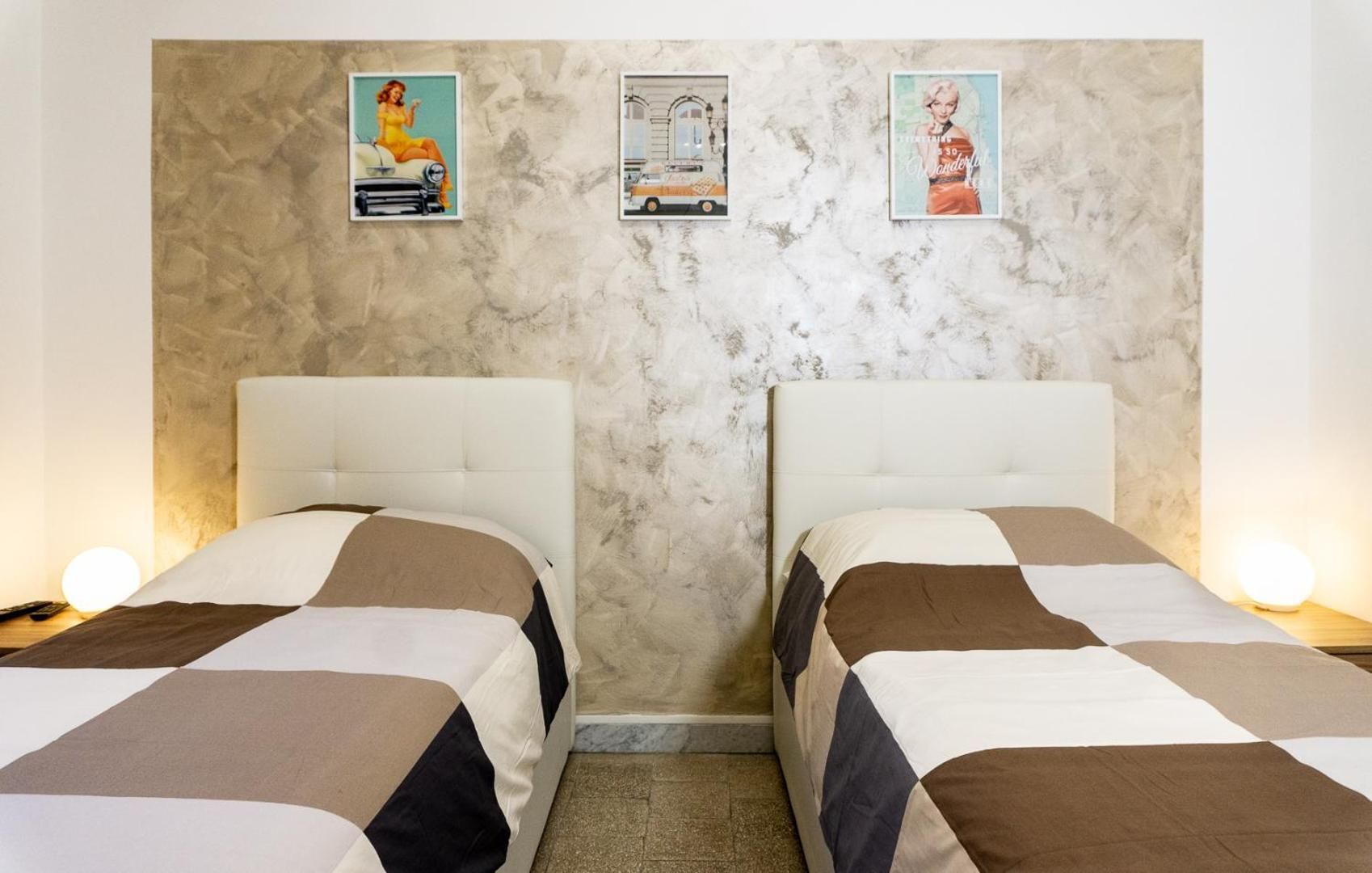 Double or Twin Room with Shared Bathroom