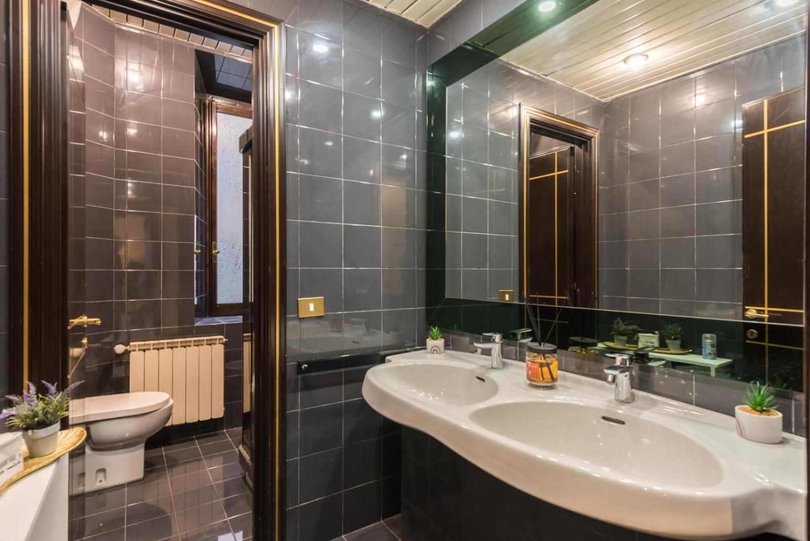 Three-Bedroom Standard Apartment