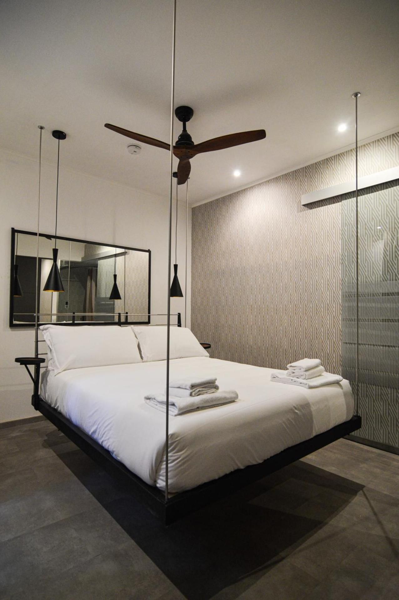 Deluxe Double Room with Shower