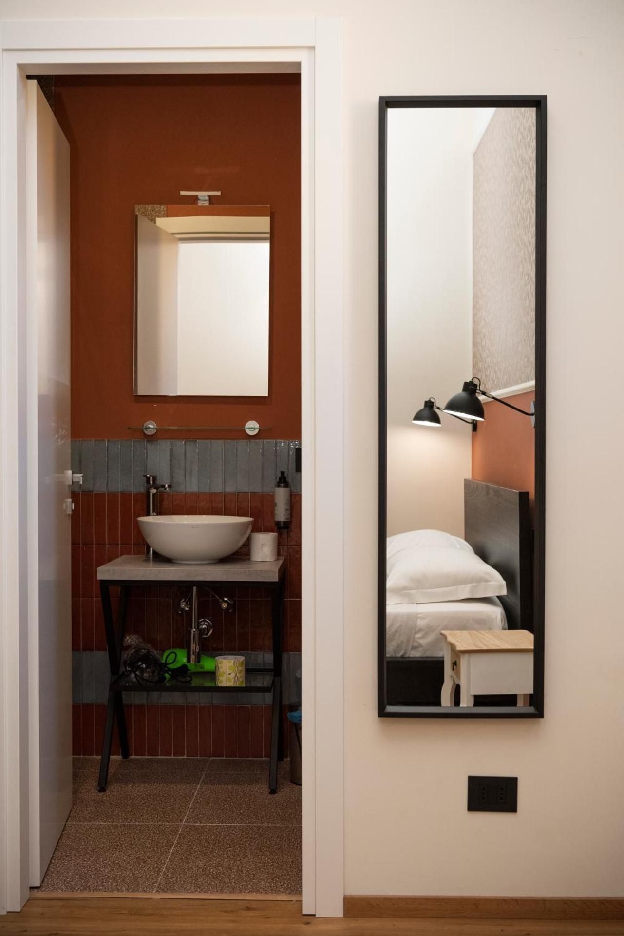 Queen Room with Spa Bath
