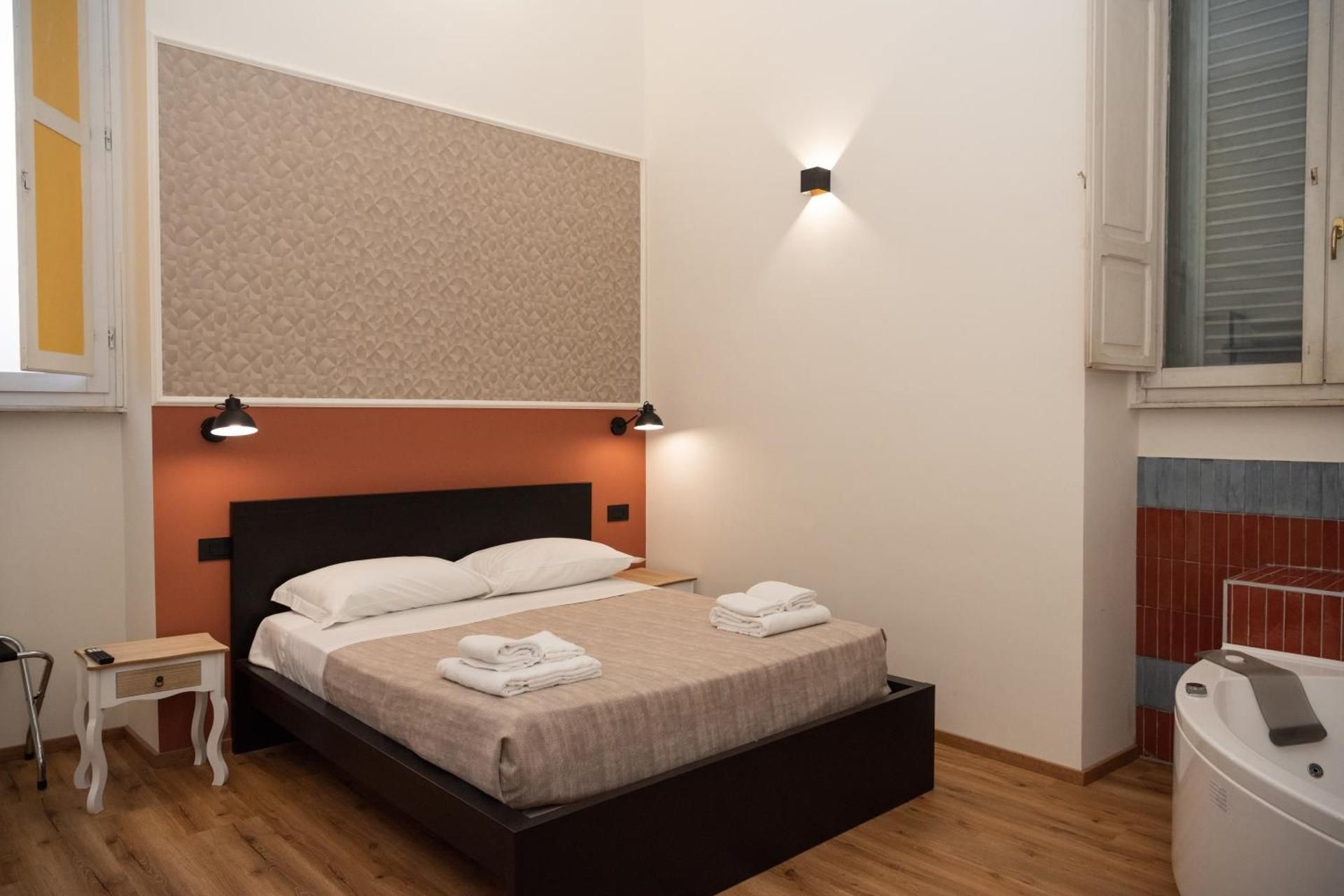 Queen Room with Spa Bath
