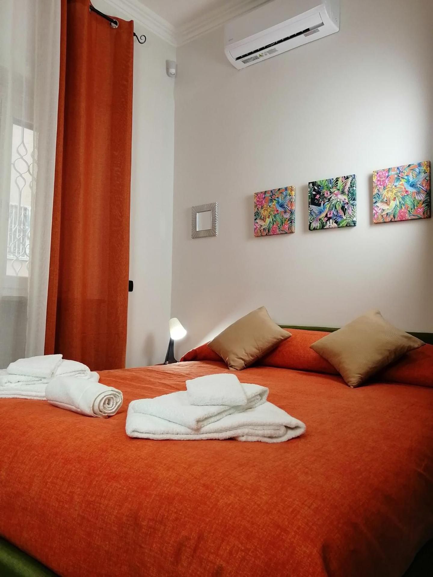 Triple Room with Private External Bathroom