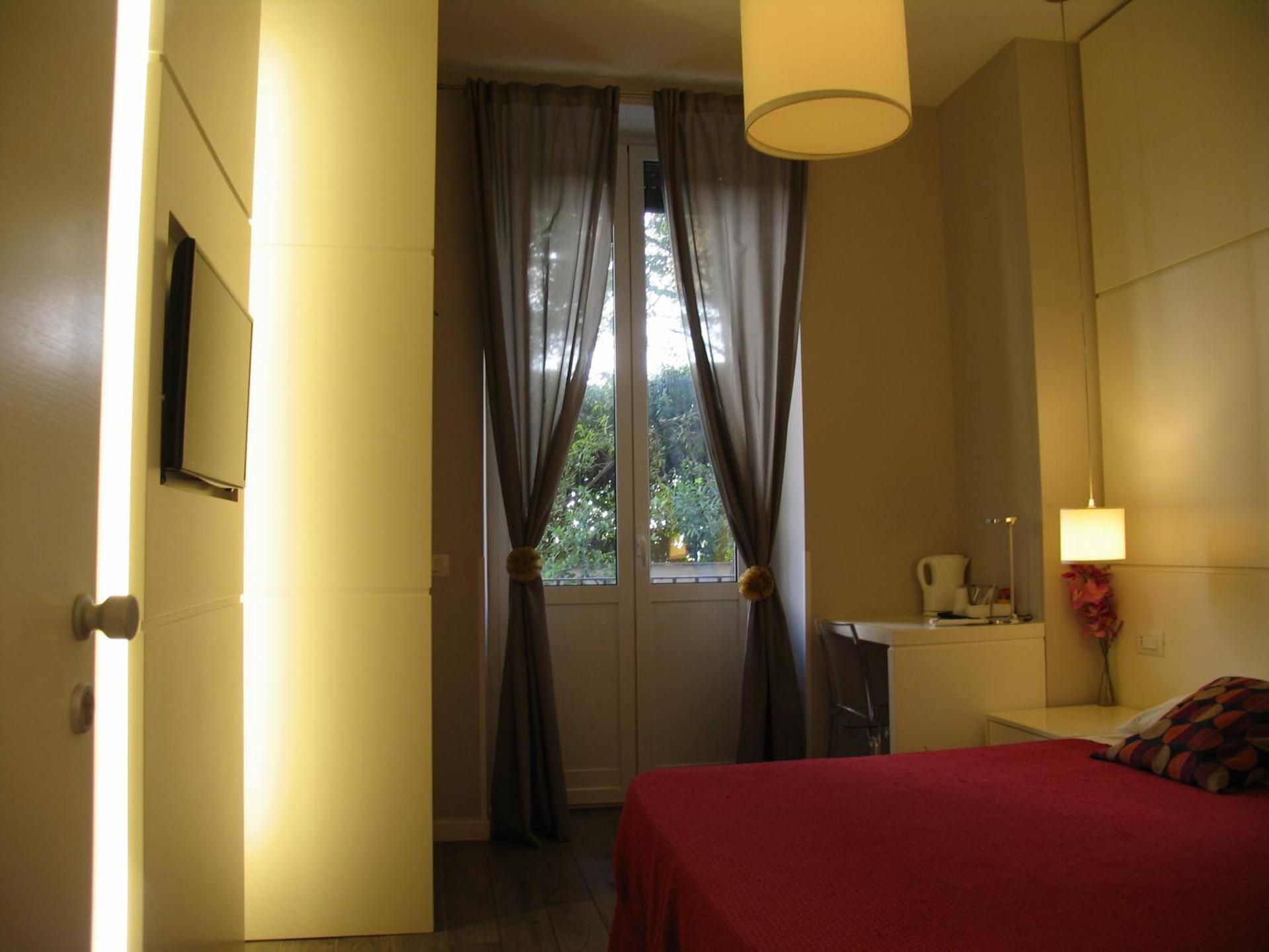 Quadruple Room with Private Bathroom