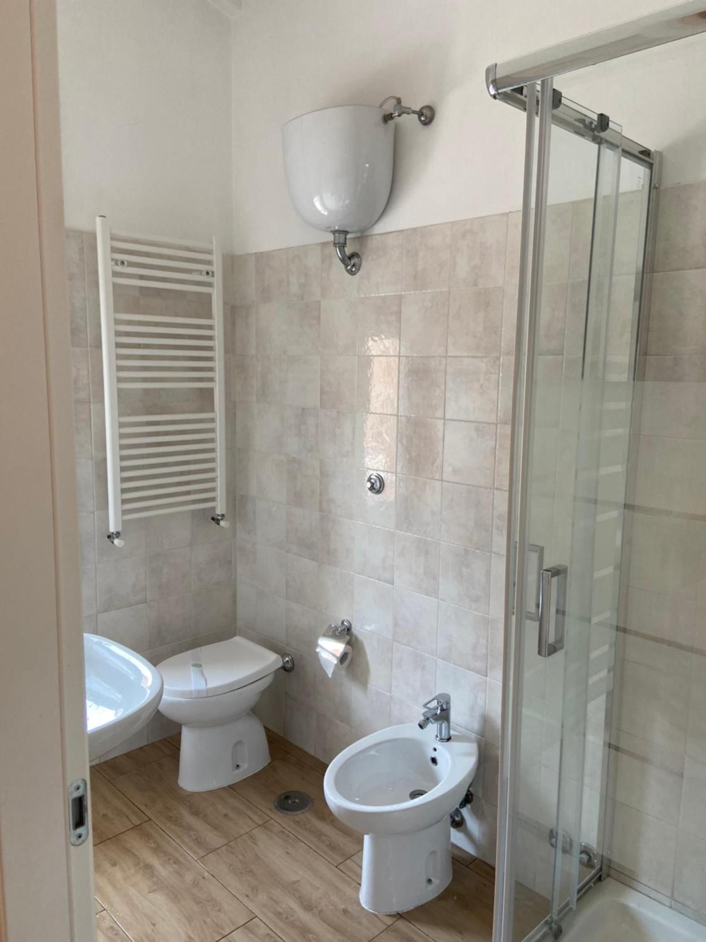 Juna's guest house Double Room with Private Bathroom 2