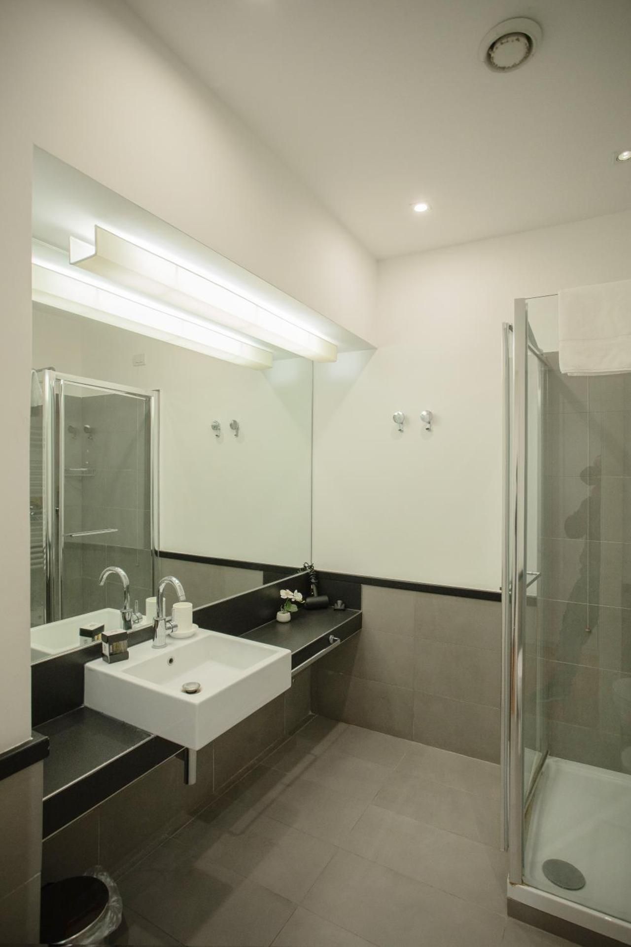 Opera Dreams Double or Twin Room 3