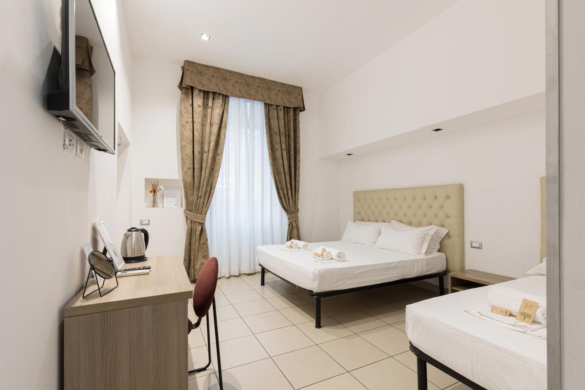 Comfort Triple Room