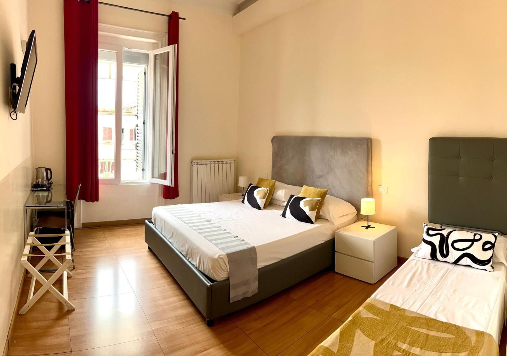 Triple Room