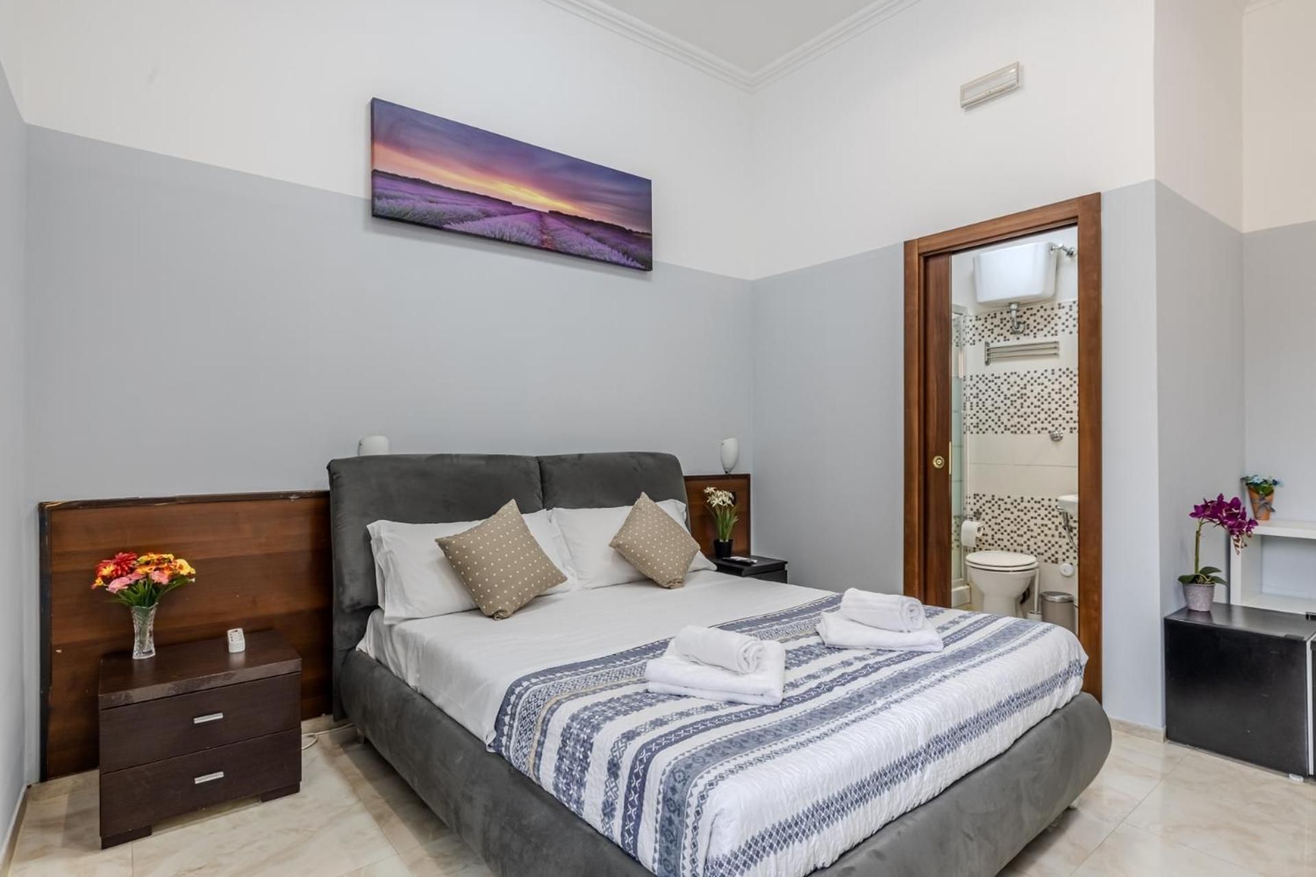 Triple Room with Private Bathroom