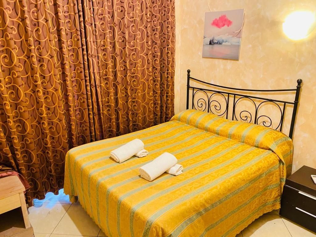 Double or Twin Room with Private Bathroom