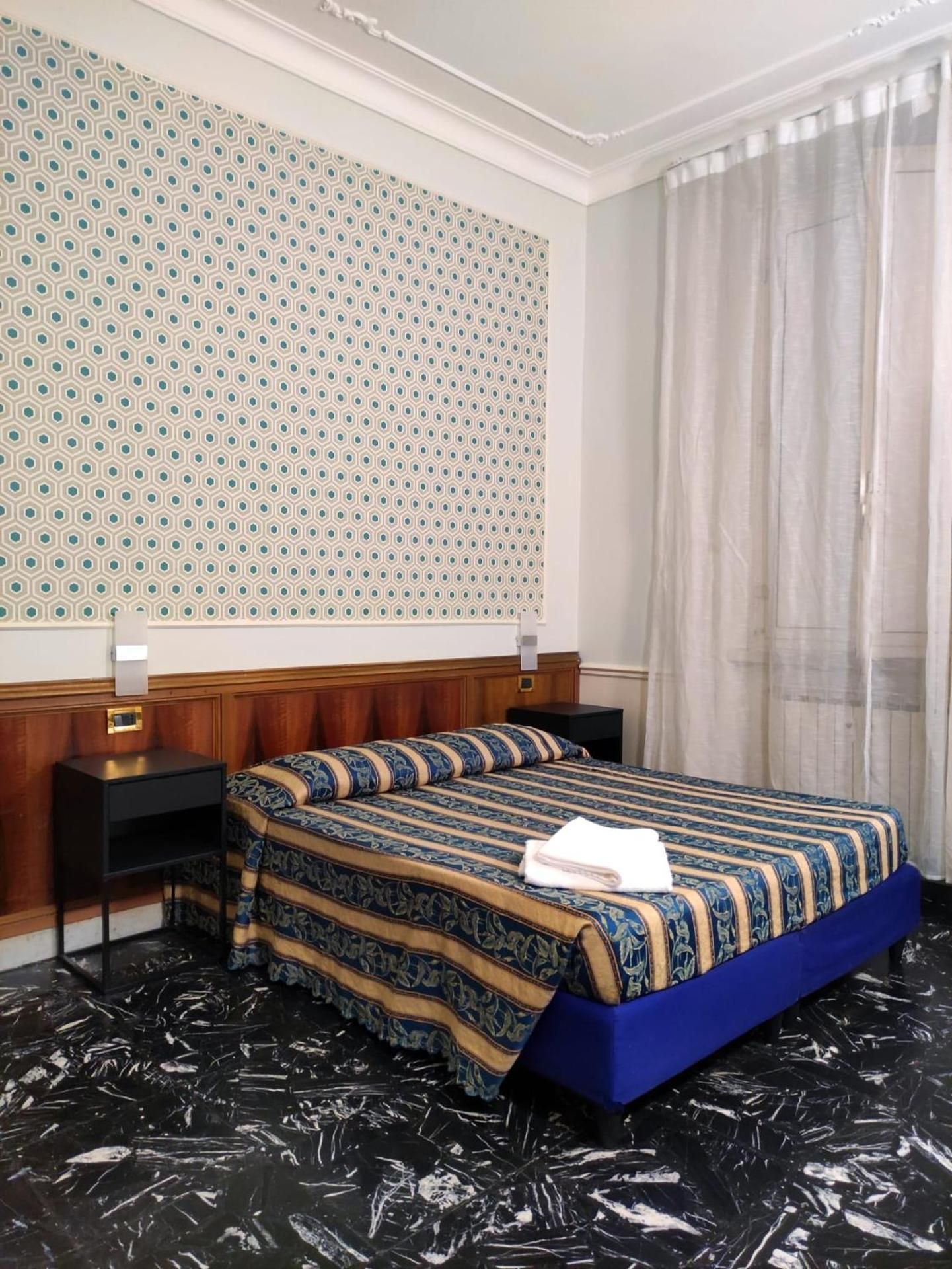 Basic Triple Room