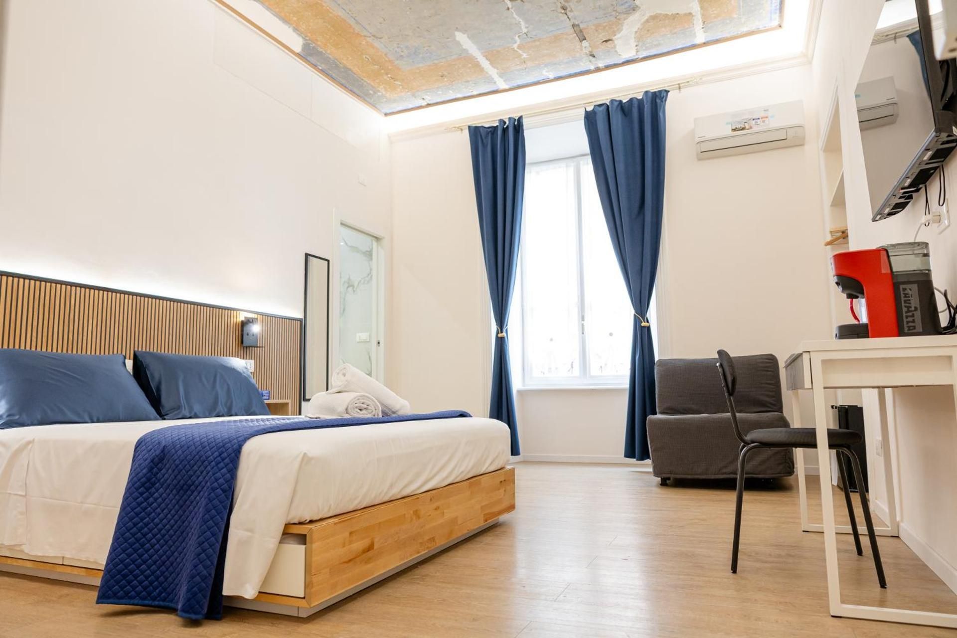 Triple Room with Private Bathroom