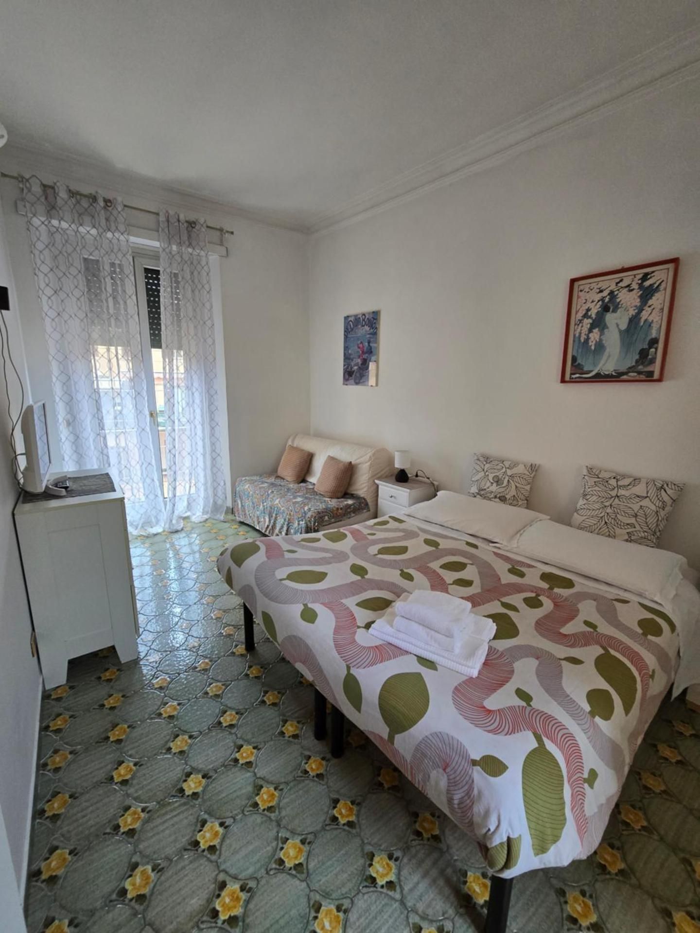 Triple Room with Private Bathroom