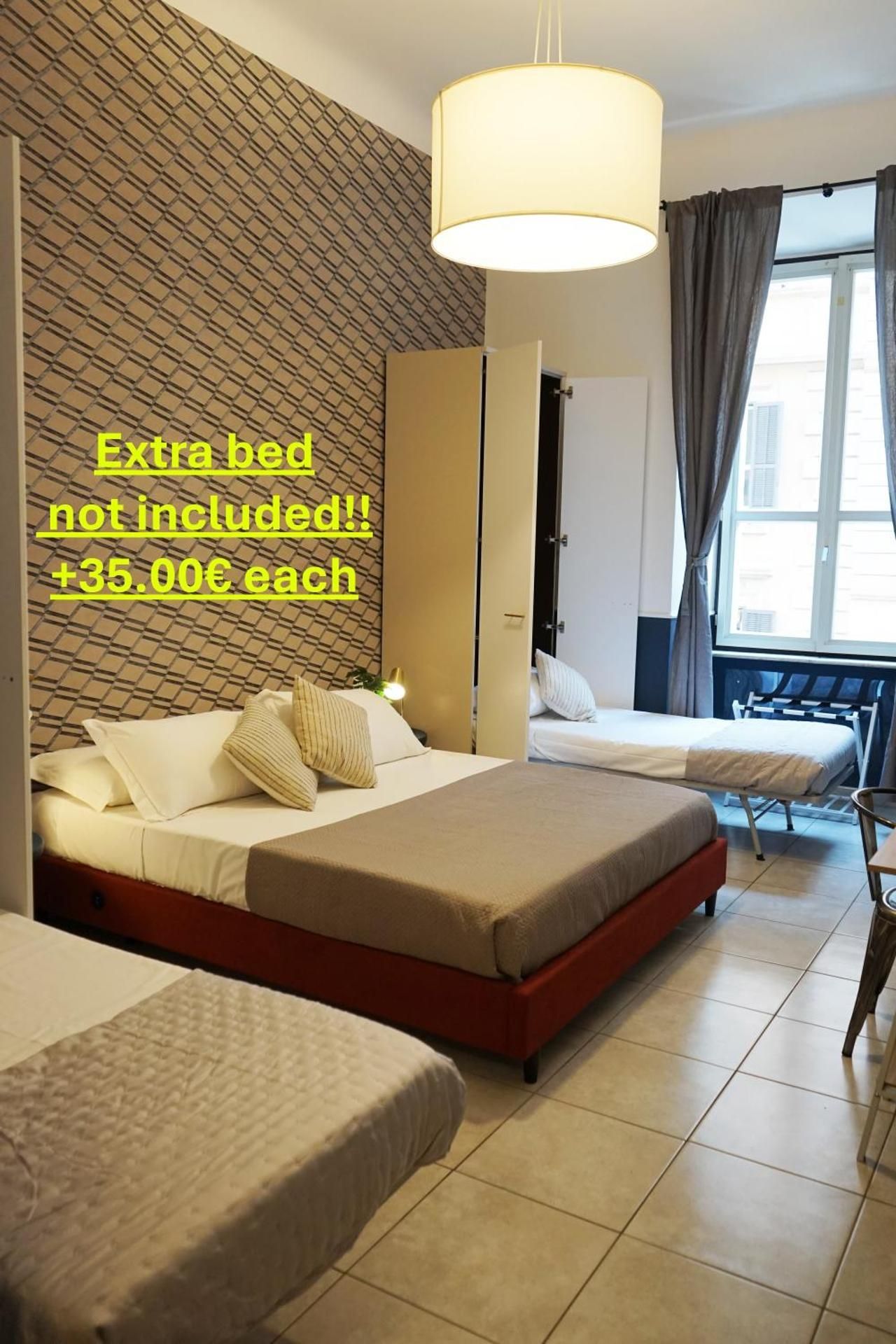 Triple Room with Private Bathroom