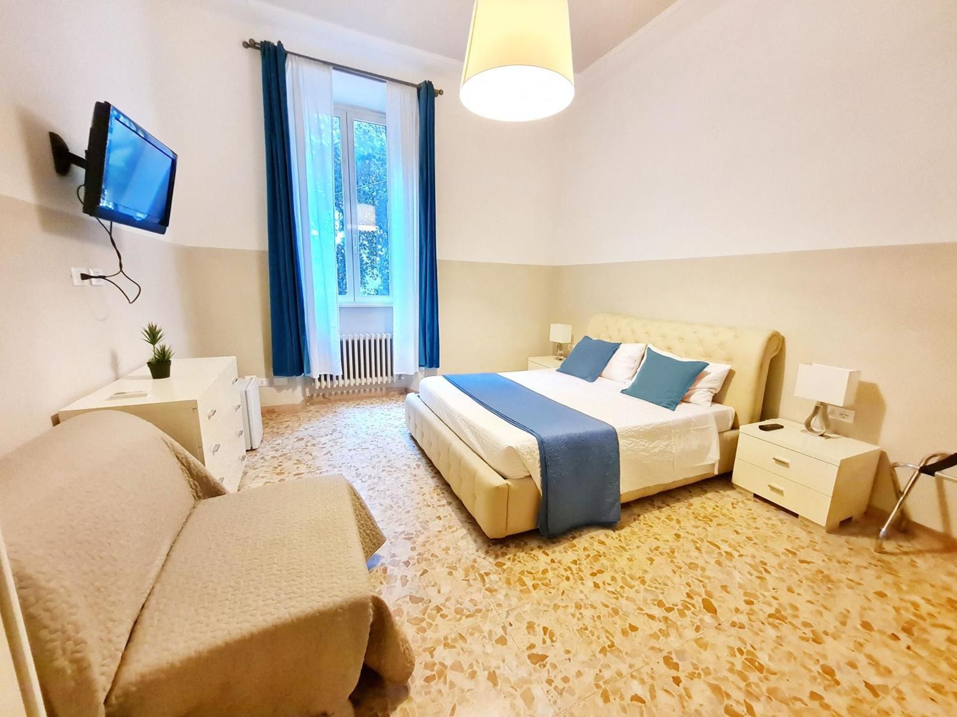 Triple Room with Bathroom