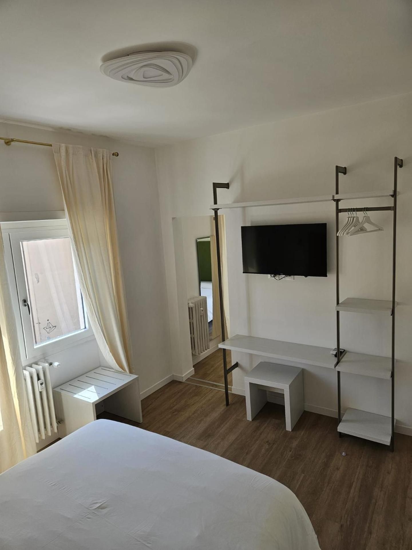 Quadruple Room with Private External Bathroom