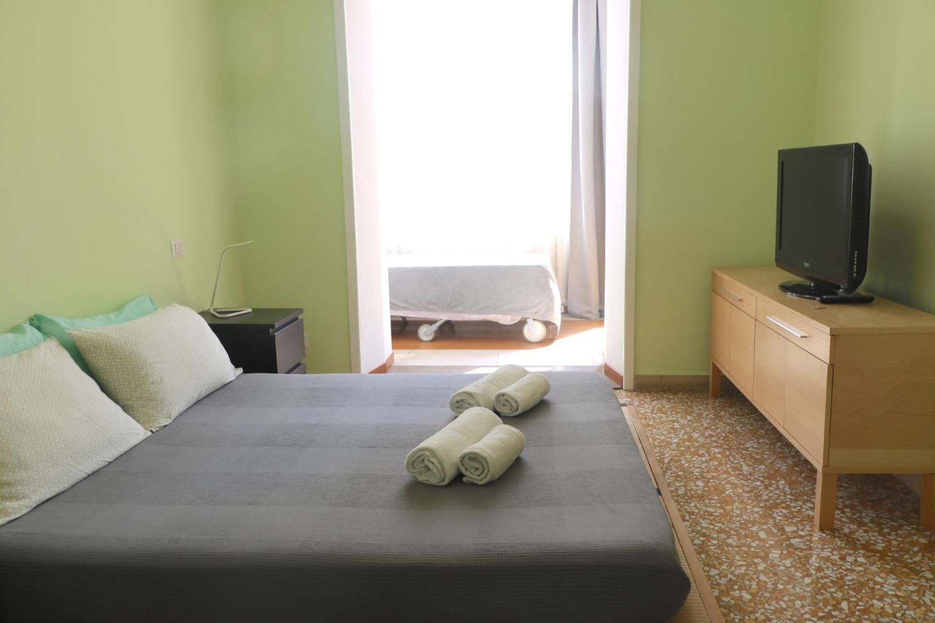 Triple Room with Private Bathroom