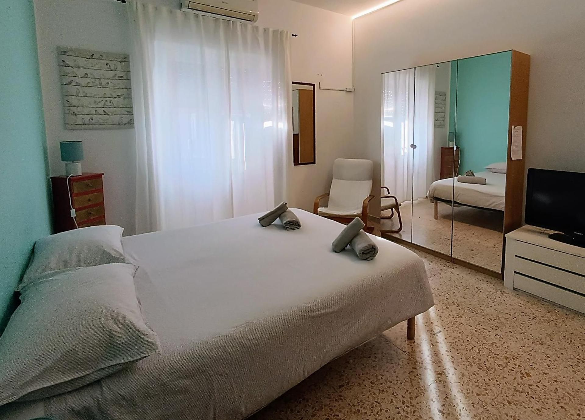 Double Room with Private External Bathroom