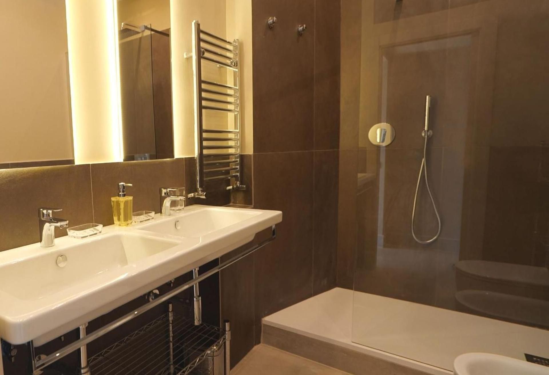 Domus Aurelia Two-Bedroom Deluxe Apartment 2