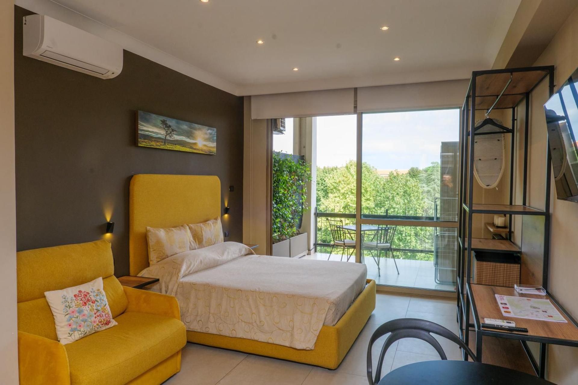 Domus Aurelia Studio Apartment