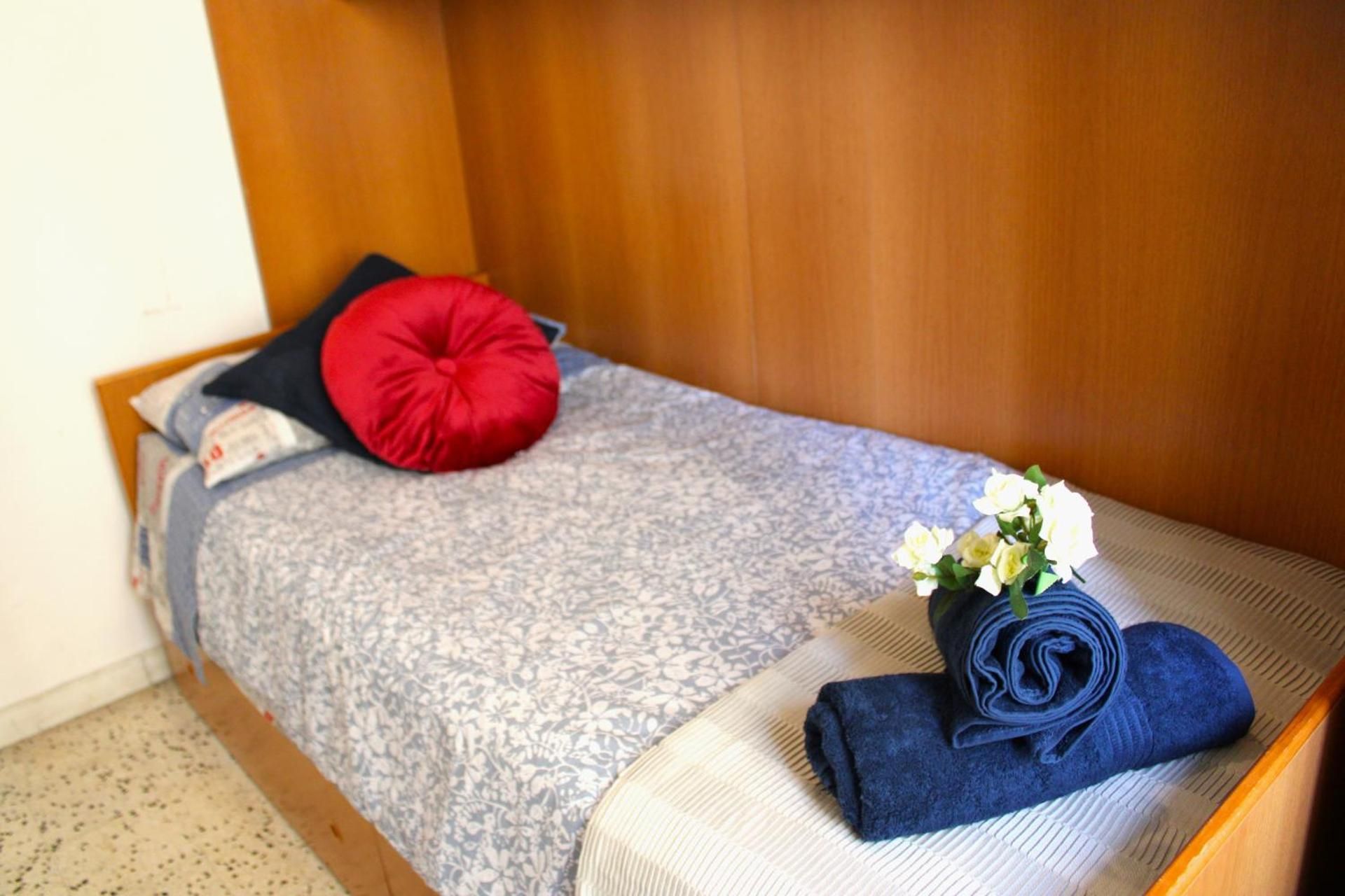 Economy Single Room