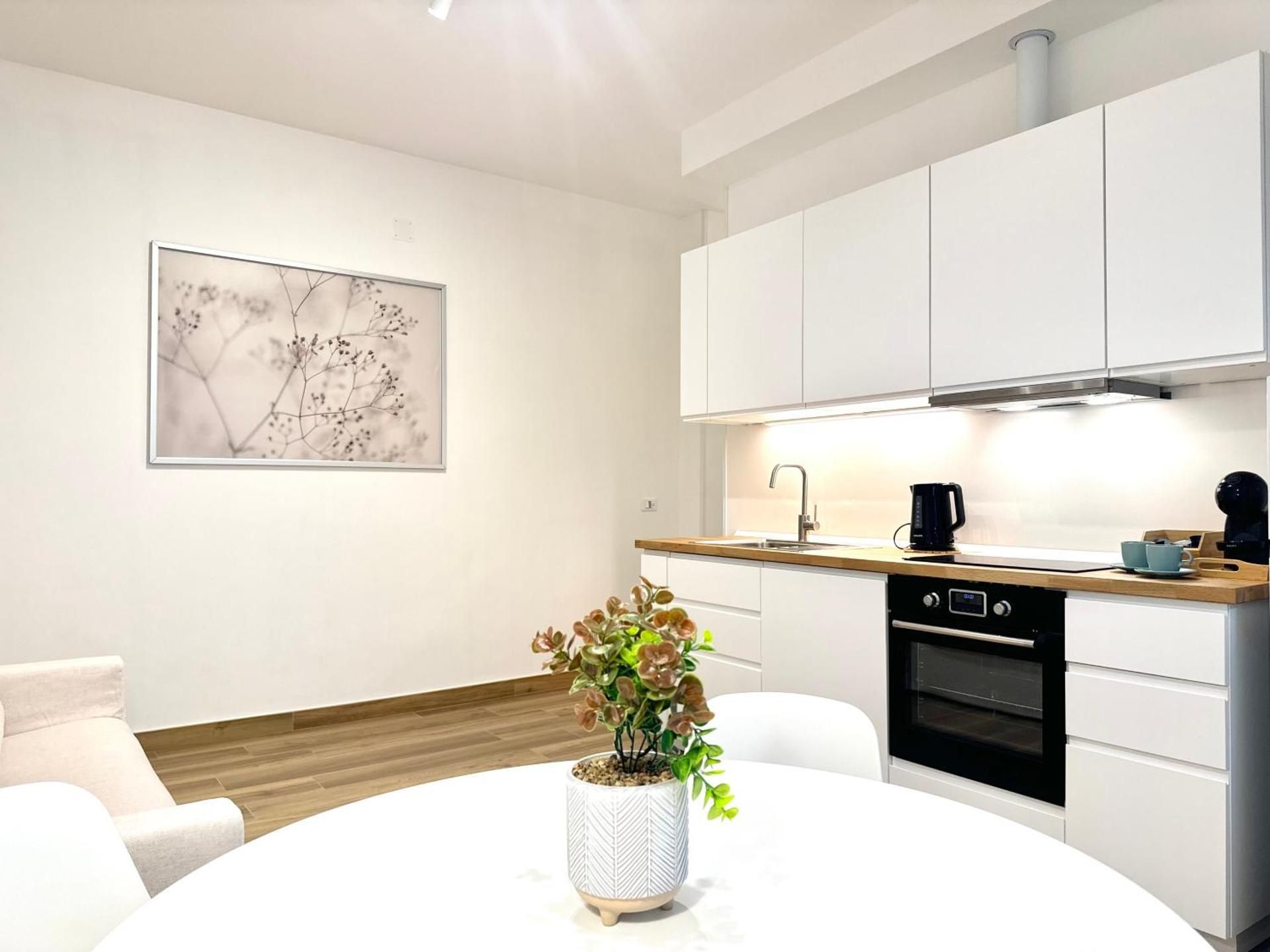 Saint Peter Rome - Luxury Apartments with 24H Guarded Parking