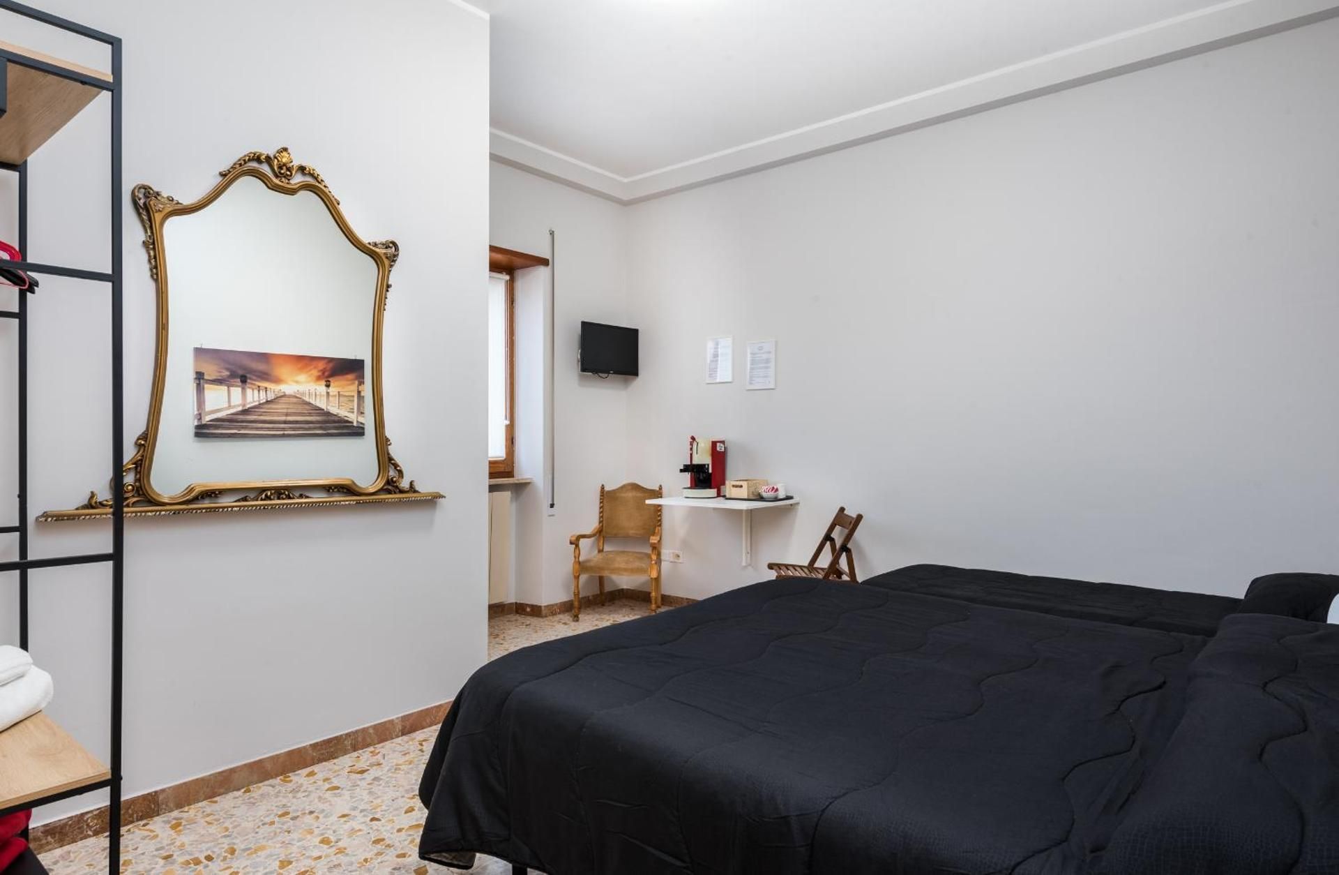 Deluxe Double or Twin Room with Mountain View