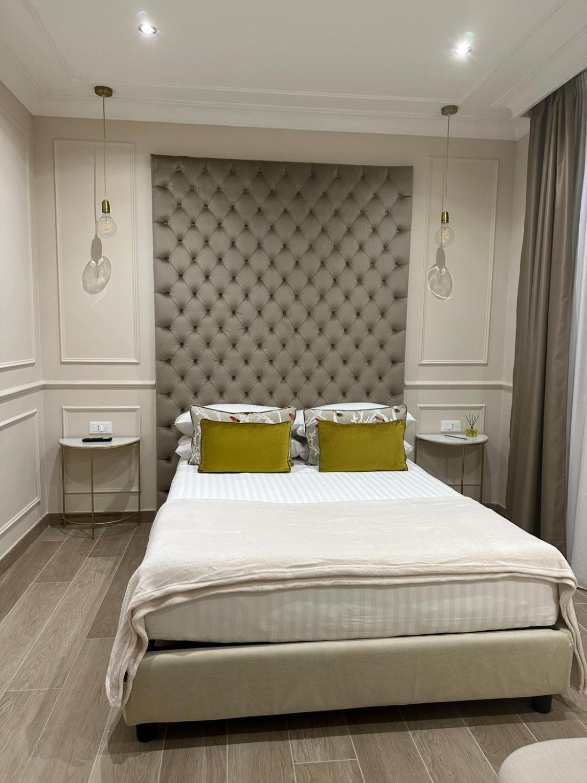Large Double Room
