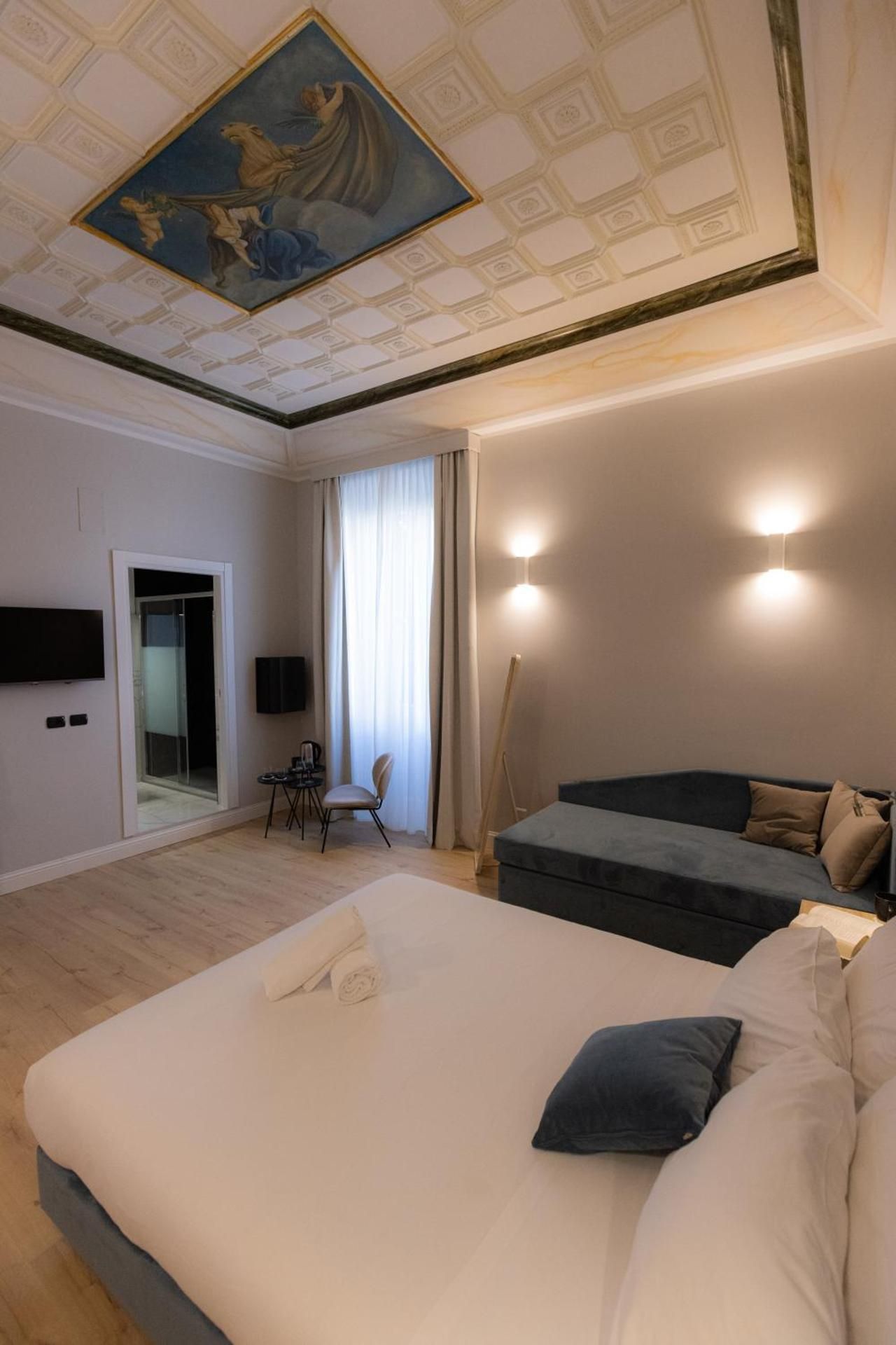 Luxury Triple Room