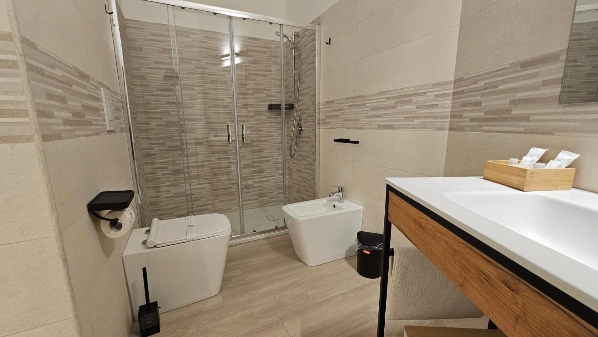 Standard Suite