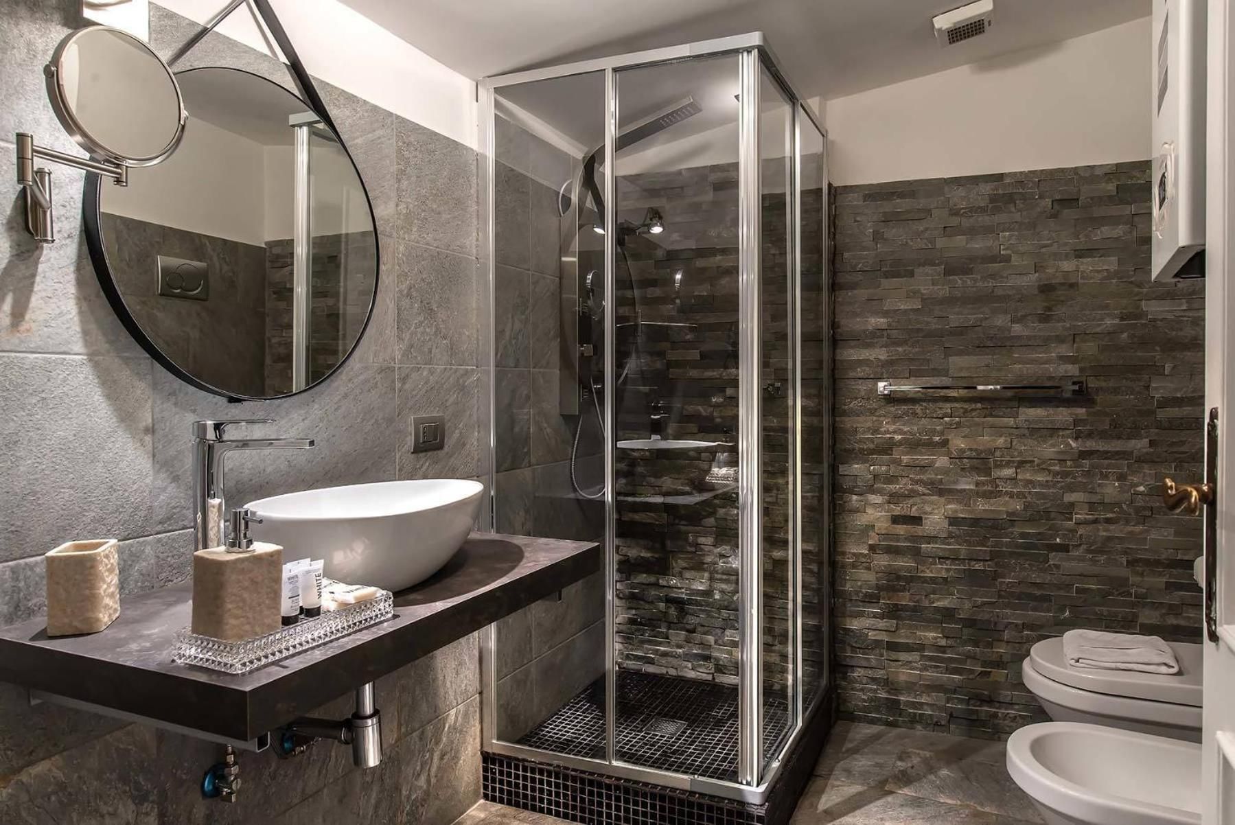 Black And White Suite