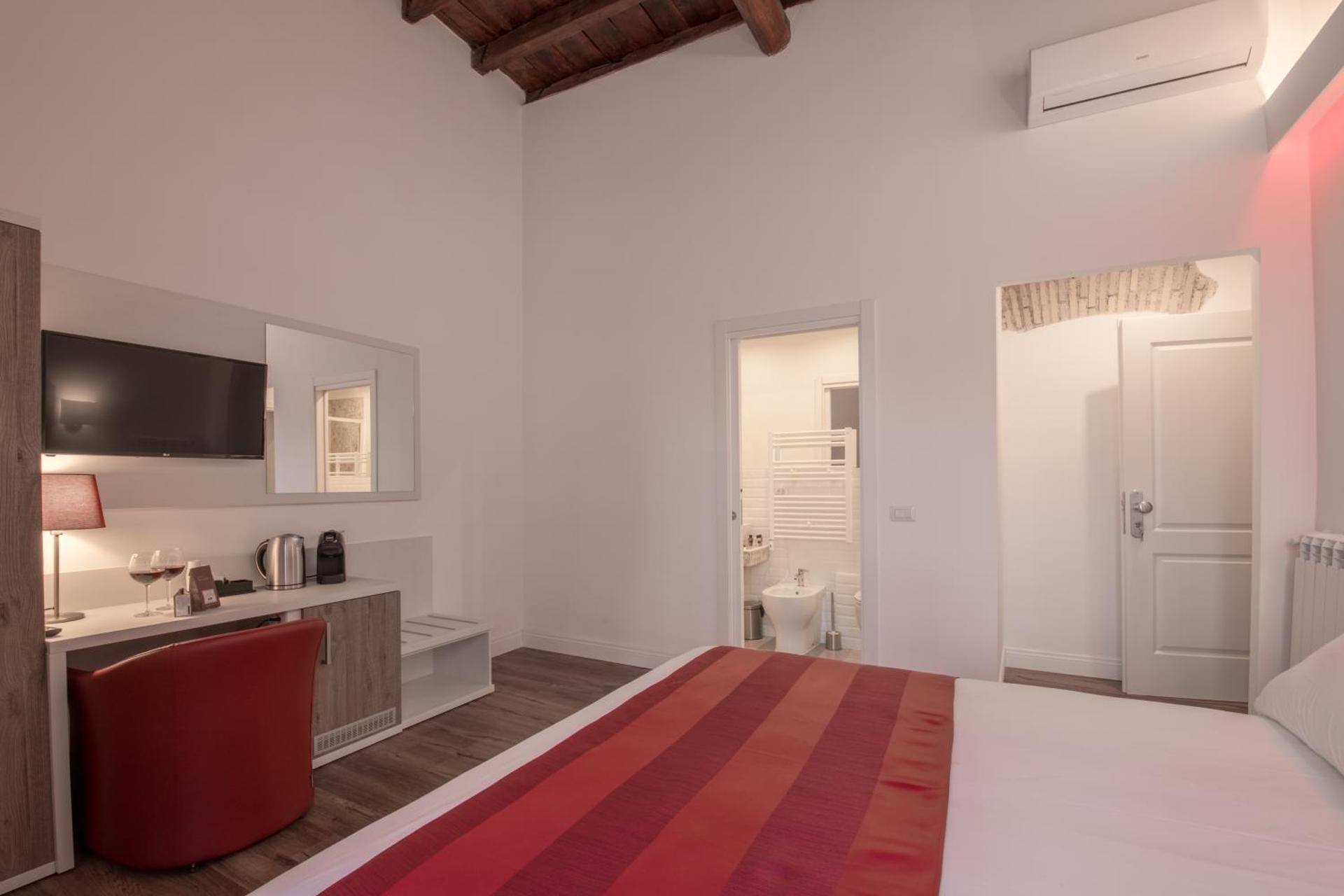 Unico Argentina Suites Deluxe Double or Twin Room 3