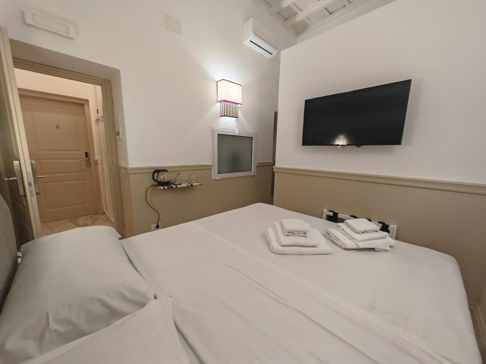 Economy Double Room