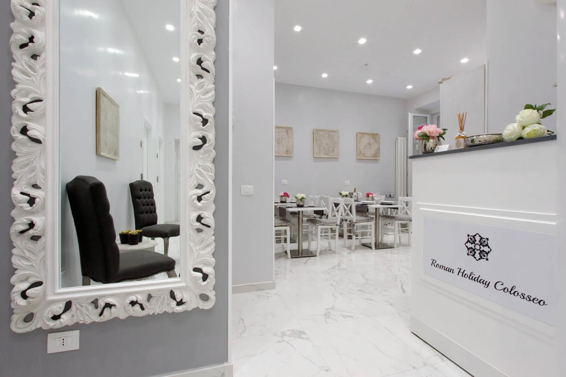 shared lounge/tv area