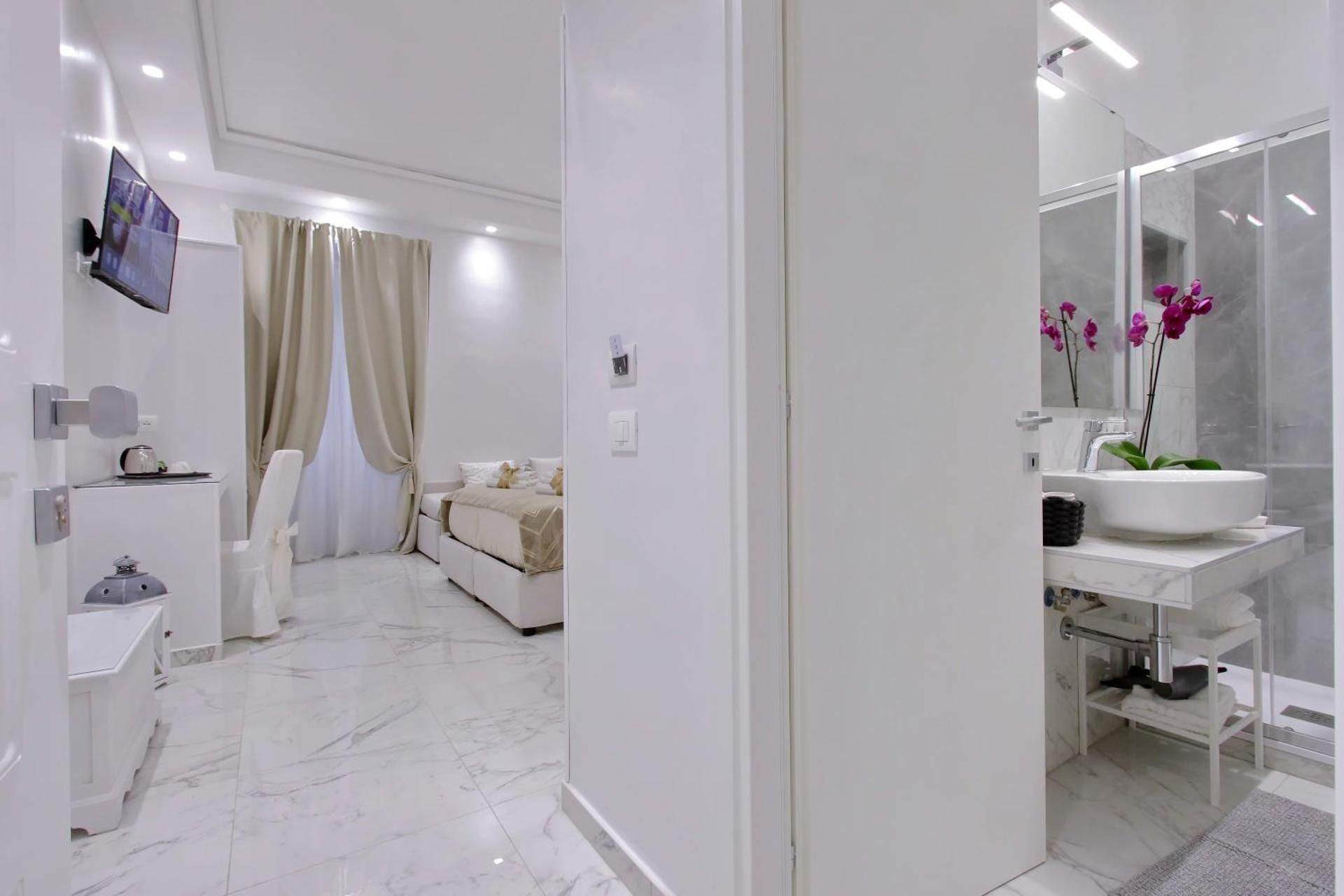 Roman Holiday Colosseo Superior Quadruple Room 3