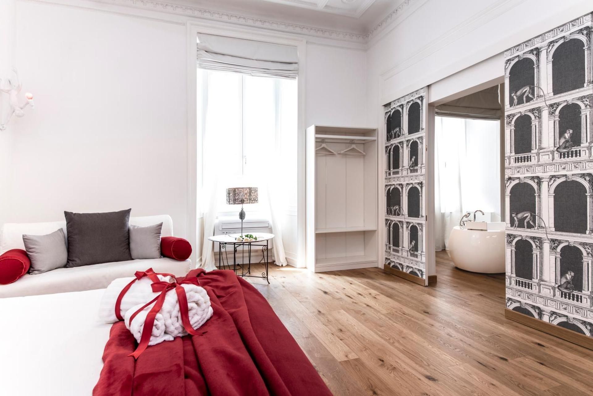 King Room with Spa Bath