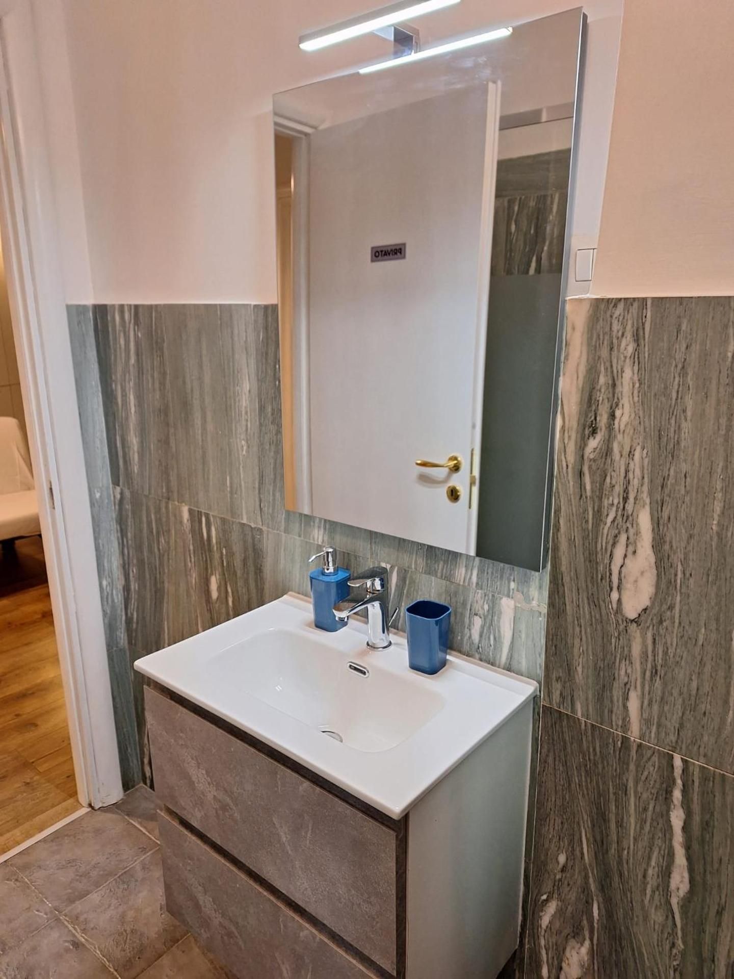 Triple Room with Private External Bathroom