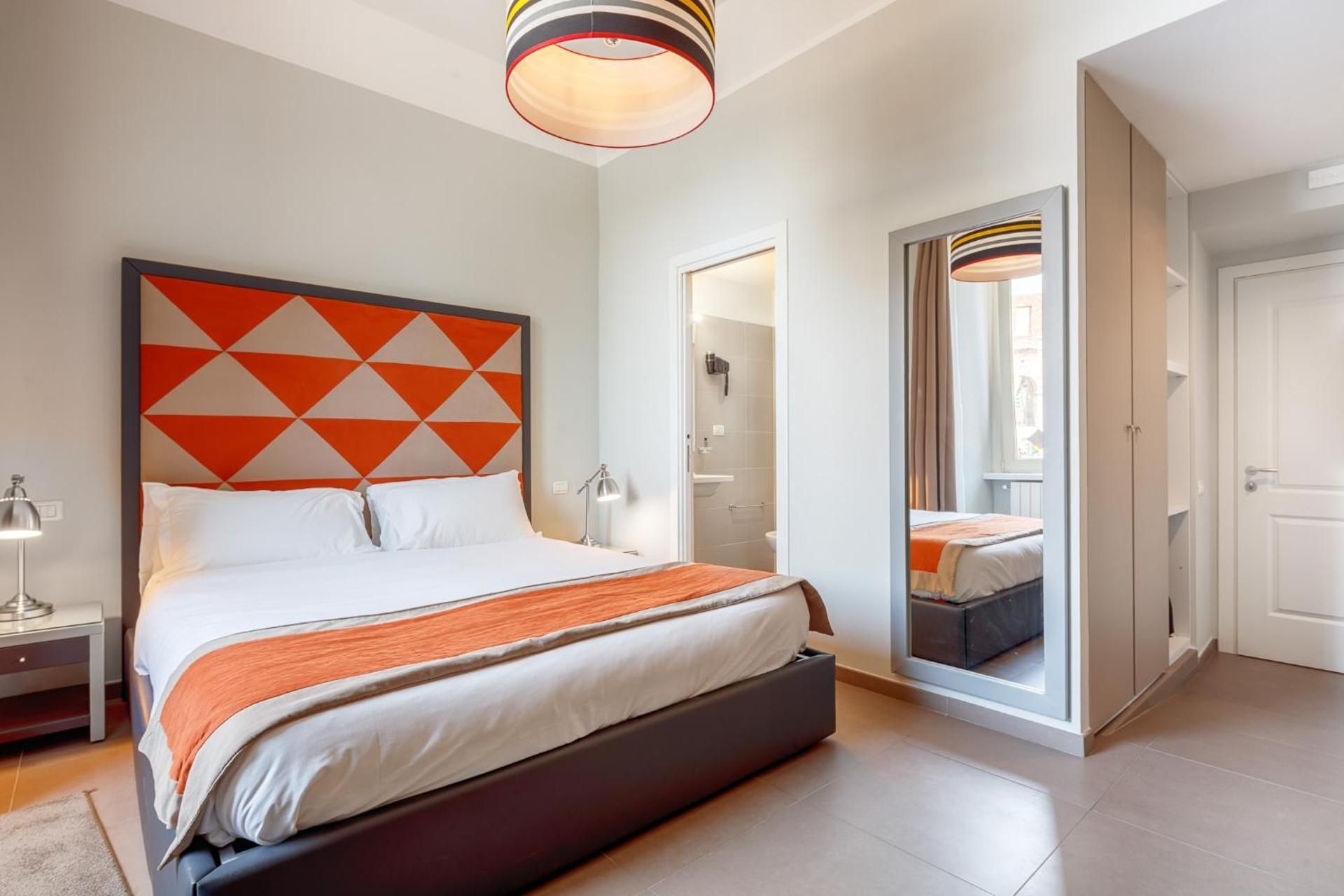 Suite with Coliseum View