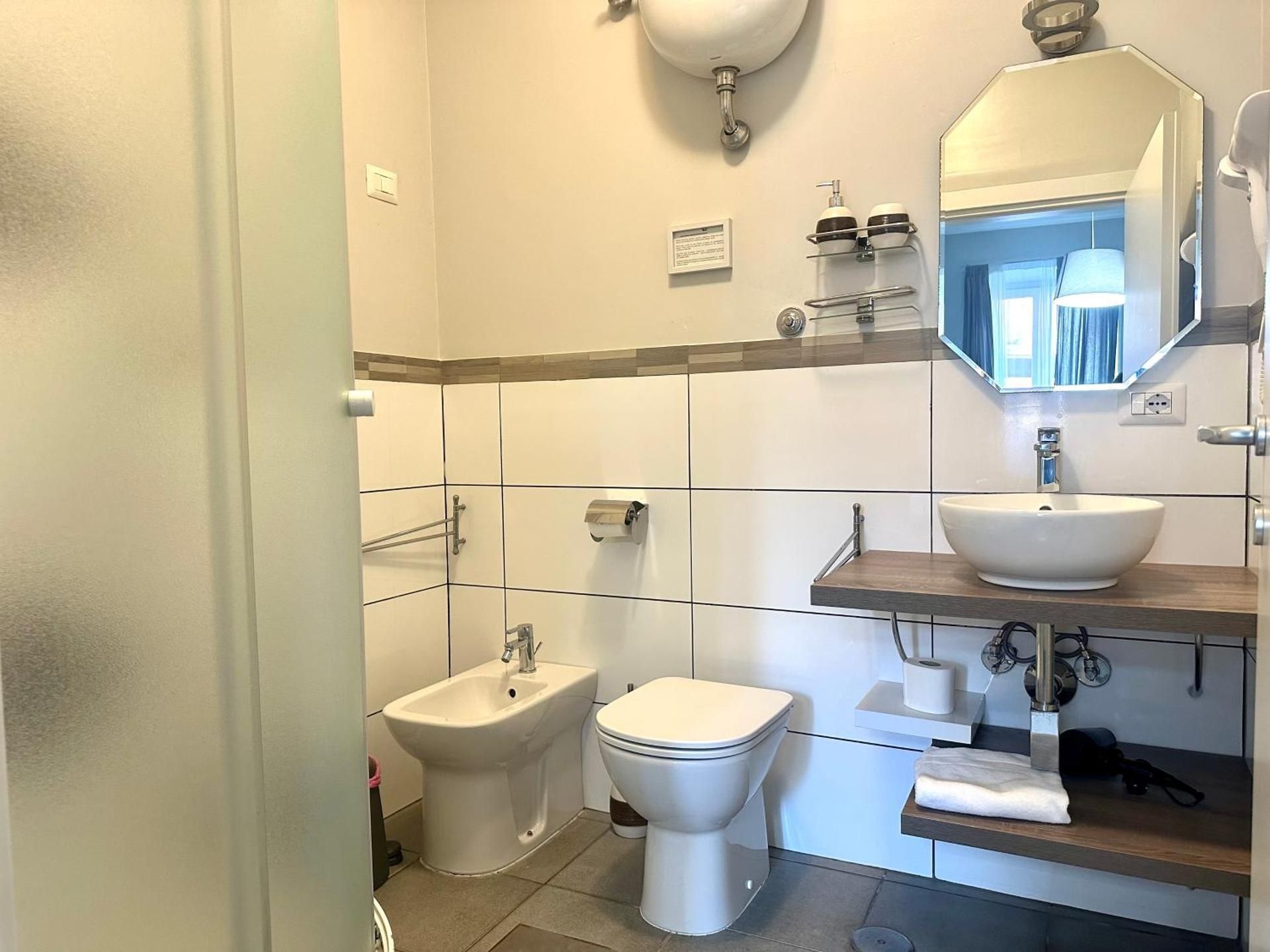 Le Due Civette Roma Family Room 3