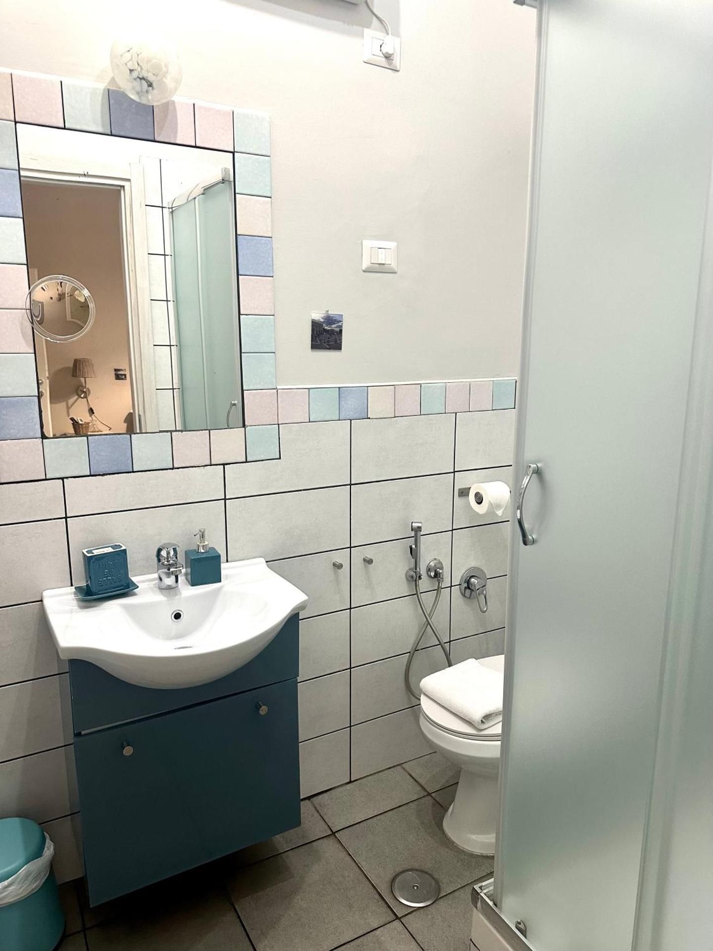 Le Due Civette Roma Double or Twin Room 3