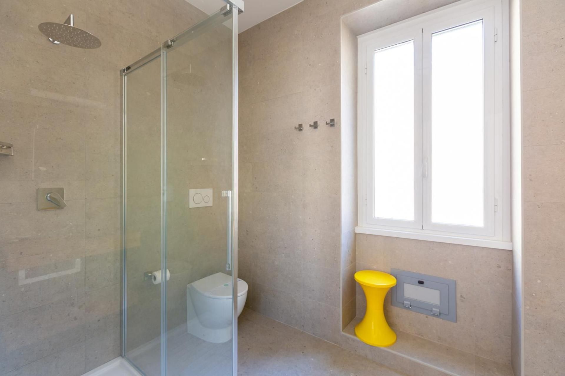 Licia Guest House King Room 3