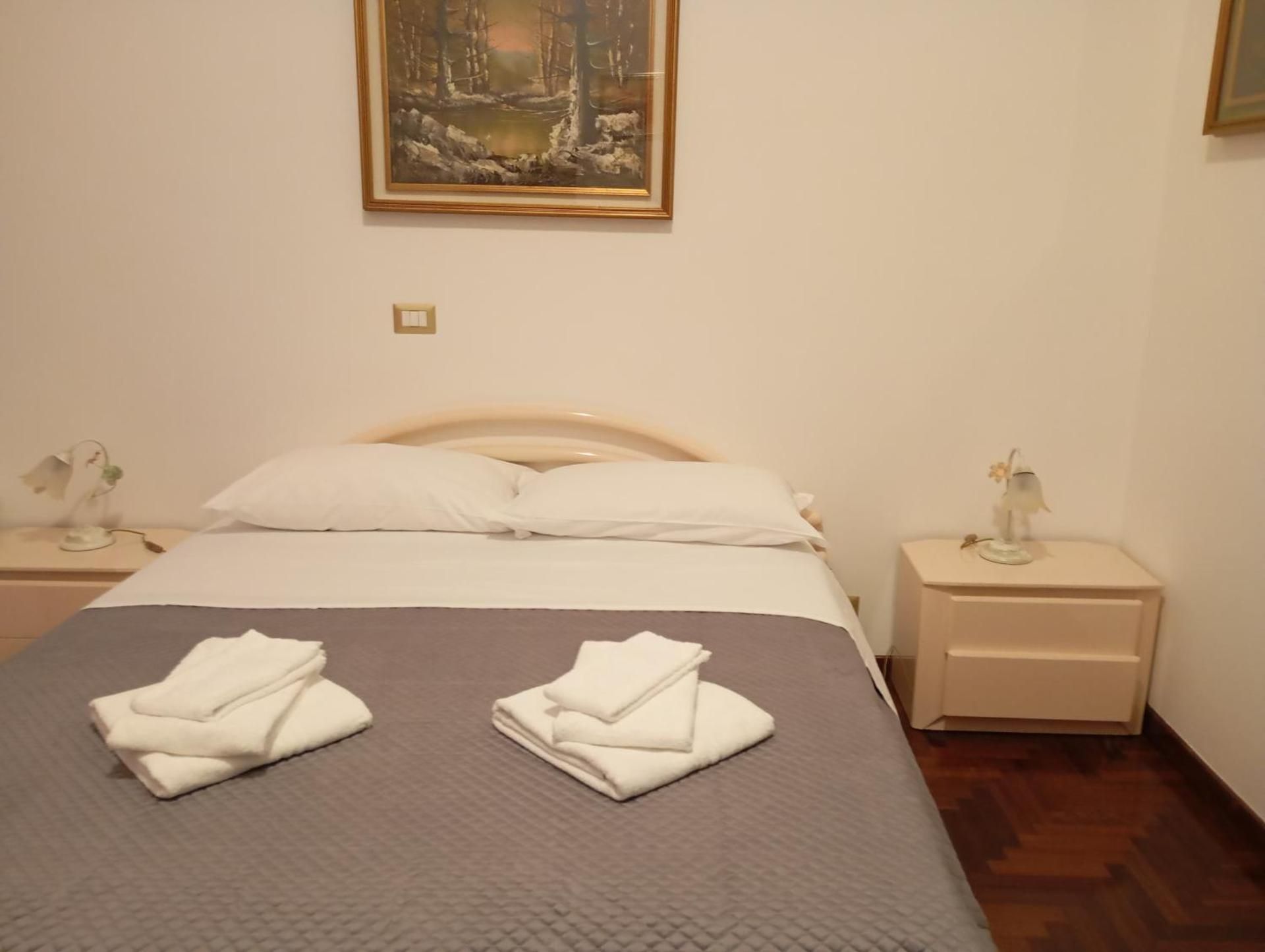 Large Double Room