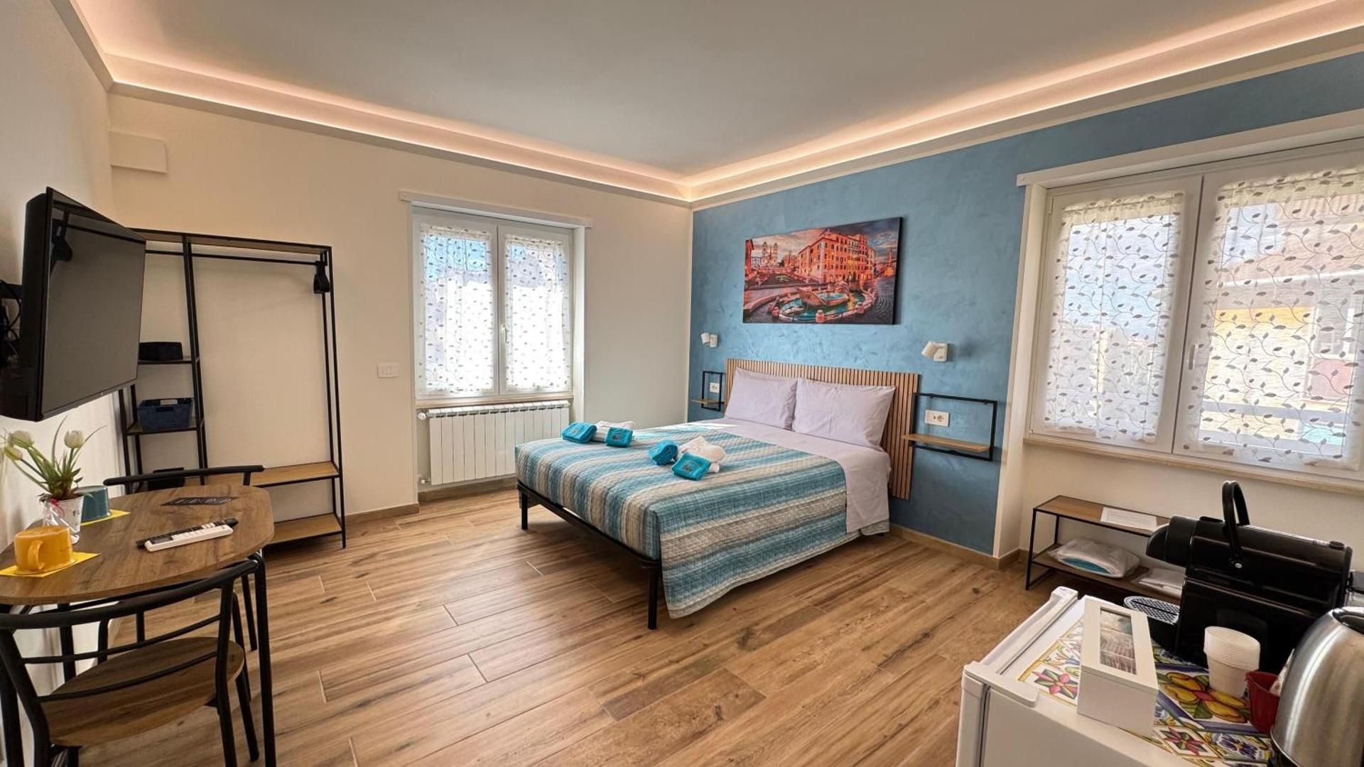 Large Double Room